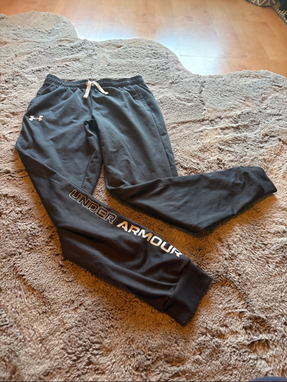 Under Armour Boys Black Sweatpants Joggers with White Logo